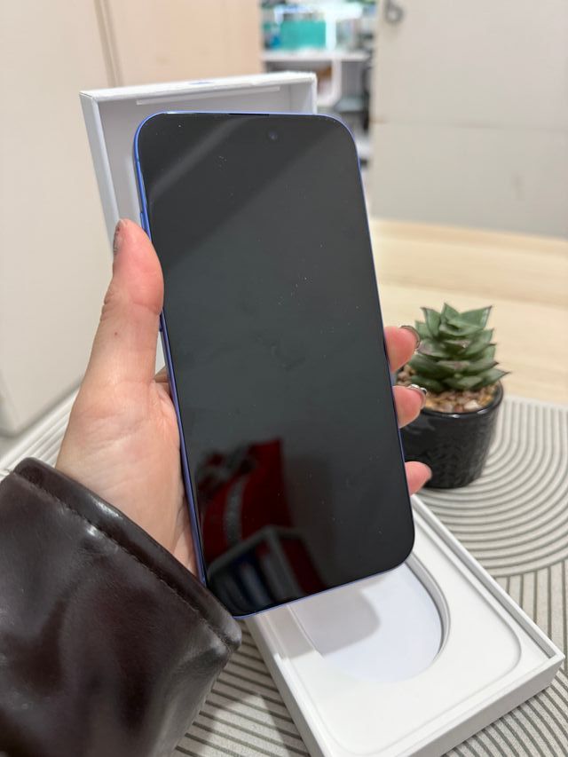 iPhone 16 Plus 128gb SEMI NUEVO