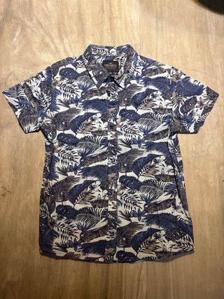 Camisa Threadboys Estampado Hojas Manga Corta