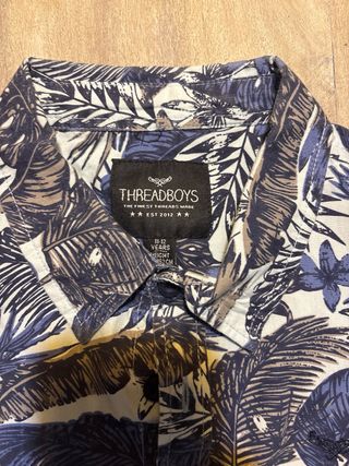 Camisa Threadboys Estampado Hojas Manga Corta