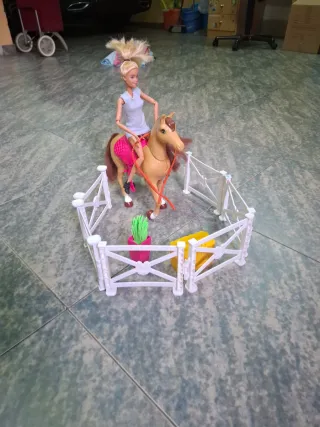 Maneggio e cavallo Barbie