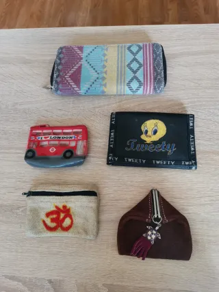 Lote de 5 monederos y carteras