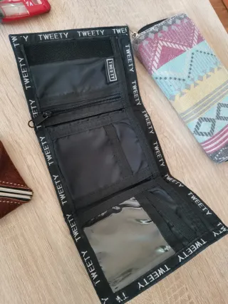 Lote de 5 monederos y carteras