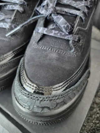 Jordan 3 Black Cat