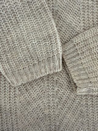 Jersey cuello alto beige lana sintética M