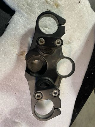 Tija Superior Yamaha Fz8