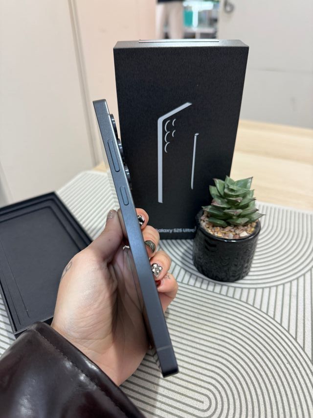 Samsung S25 Ultra 512gb como nuevo