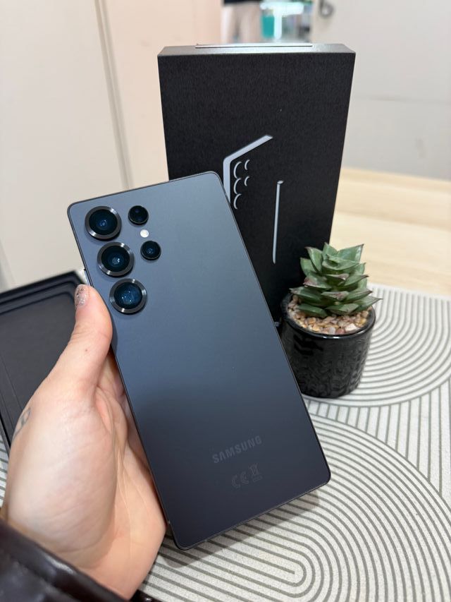 Samsung S25 Ultra 512gb como nuevo