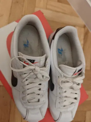 Nike Cortez Blancas Talla 40