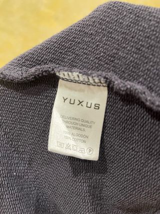 Sudadera yuxus