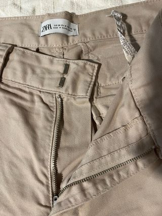 Conjunto Camisa Azul y pantalón beis