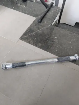 Barra dominadas puerta