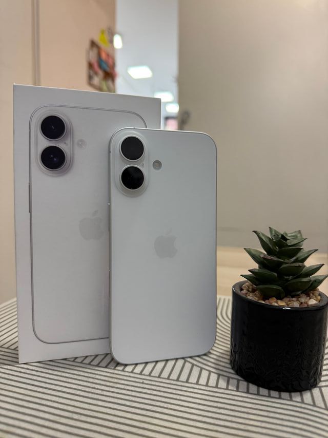 IPHONE 16 128GB BLANCO SEMI NUEVO
