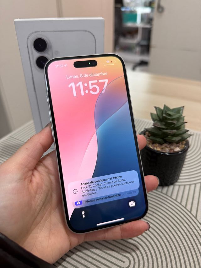 IPHONE 16 128GB BLANCO SEMI NUEVO