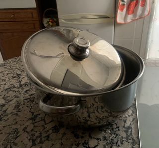 Lote: Cafetera Bosch, Cazuela y Licuadora Moulinex