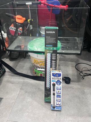 Acuario 55L + Lámpara LED + Calentador