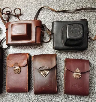 4 custodie astucci in cuoio e paraluce