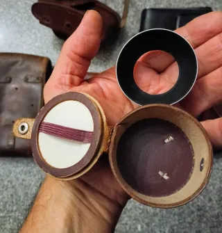 4 custodie astucci in cuoio e paraluce