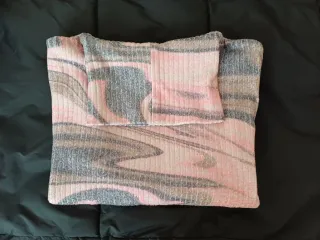 Jersey Bershka acanalado talla S