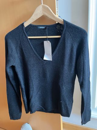 Jersey TIFFOSI negro cuello pico brillante