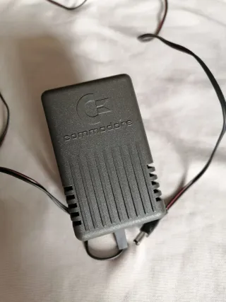 Alimentatore saga e commodore