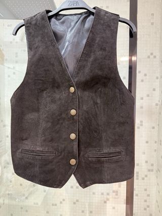 Chaleco de piel Zara negro