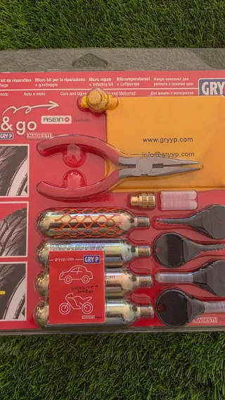 Kit Reparación Pinchazos Coche Moto GRY P