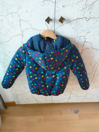 Chaqueta niña corazones multicolor 8 años