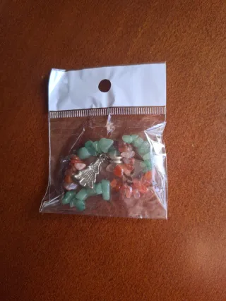 Pulseras Navideñas Piedras Verdes y Rojas