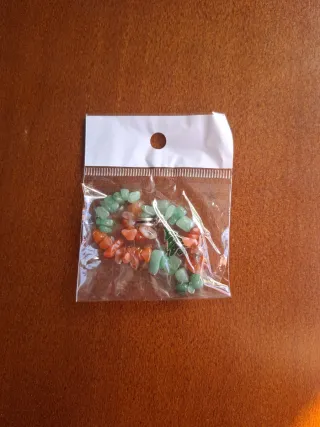 Pulseras Navideñas Piedras Verdes y Rojas