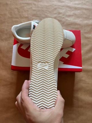 Zapatillas Nike Cortez Blancas y Rosas