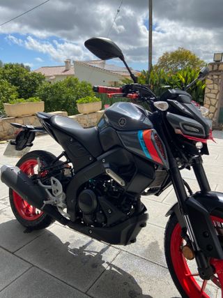 Yamaha MT 125 Negra y Roja