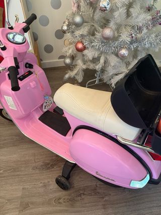 Moto Vespa Primavera Niña Rosa
