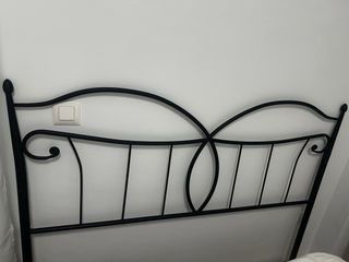 Cabecero de cama de forja negro