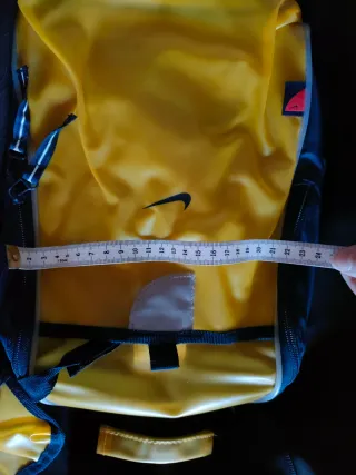 Mochila Nike Amarilla y azul