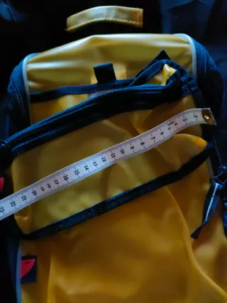 Mochila Nike Amarilla y azul