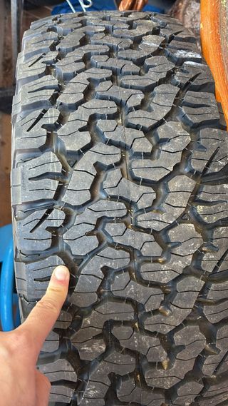 5 Neumáticos BF AT KO2 285/70 R17