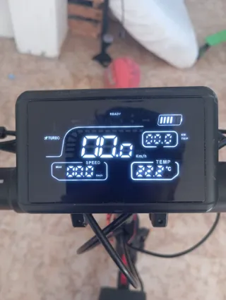 Patinete Eléctrico Zwheel con Cargador