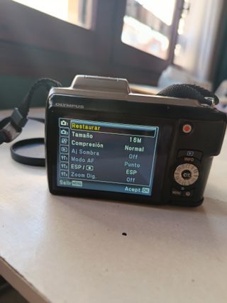 Cámara Digital Olympus SP-620UZ