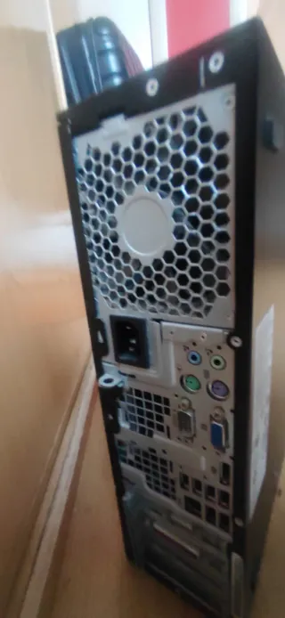 HP Compaq Elite 8300 Ordenador Sobremesa