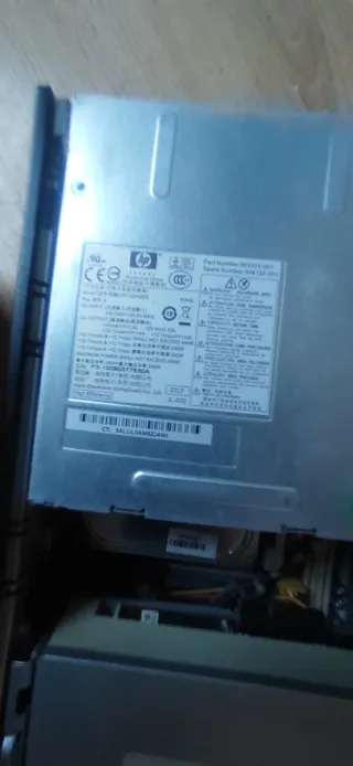 HP Compaq Elite 8300 Ordenador Sobremesa