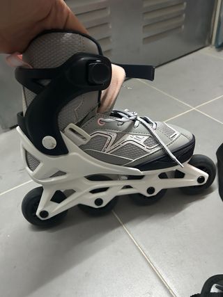 Patines en línea Oxelo + protecciones + bolso