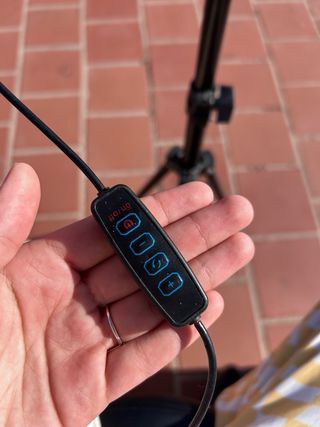 Aro de luz LED con trípode