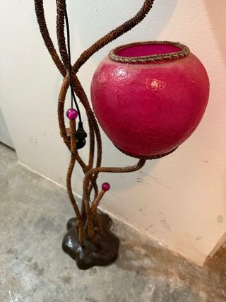 Lámpara de pie de diseño A LOJA DO GATO PRETO