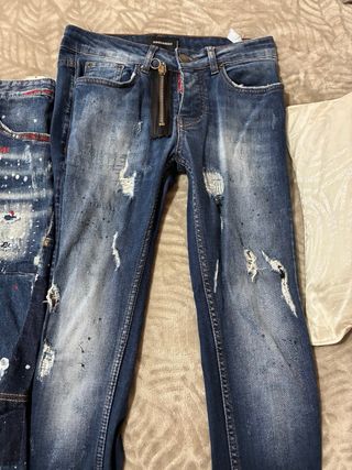 Pantalones vaqueros DSQUARED2