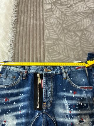Pantalones vaqueros DSQUARED2