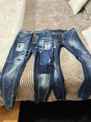 Pantalones vaqueros DSQUARED2
