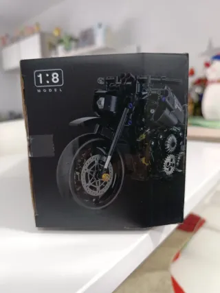 Maqueta Moto 586 Piezas
