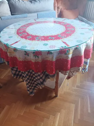 Mesa camilla redonda de madera