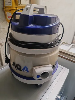 Aspirador Agua y Polvo AQA