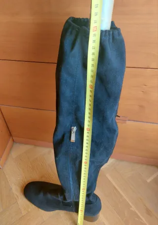 Botas mosqueteras negras Zara